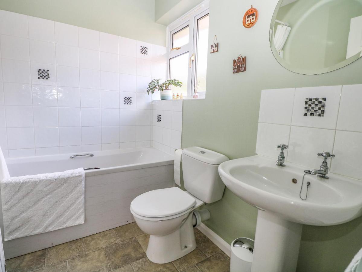 Karibu Villa Worthing Eksteriør billede